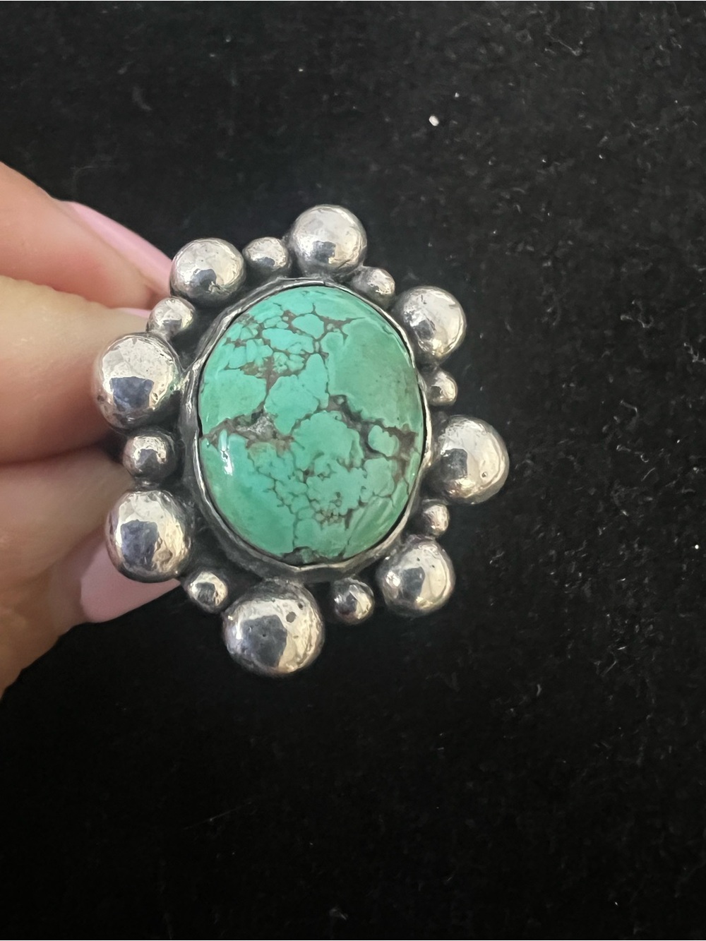 925 STERLING SILVER RUNNING BEAR TURQUOISE RING.  SUPER SOLID / CHUNKY